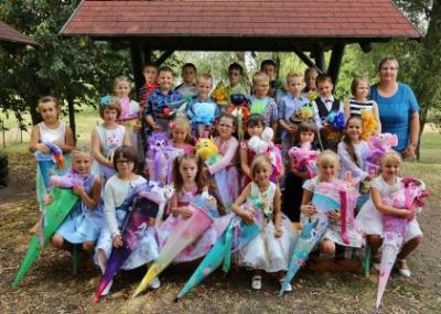 1. Schultag ! Herzlichen Glückwunsch allen Schulanfängern und ihren Familien (Bild vergr&ouml;&szlig;ern)
