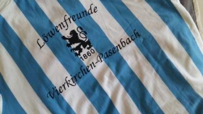 Neue Shirts der Löwenfreunde Vierkirchen-Pasenbach