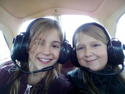 Foto zur Meldung: Klassen 5a und 5b: Ein toller Wander-Flug-Tag!