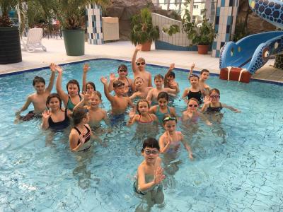 Foto zur Meldung: Grüße aus dem Schwimmlager Klasse 3