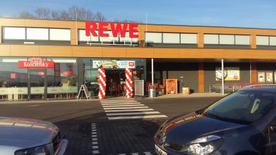 REWE-Markt in Creuzburg eröffnet (Bild vergrößern)
