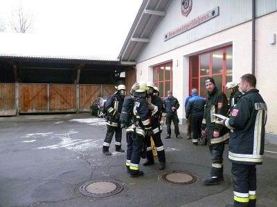 Foto zur Meldung: Atemschutzübung bei der Feuerwehr Prackenbach