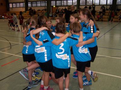 Handball-Nachwuchs:  E-Jugendmannschaften mit 3 Siegen im ersten Punktspielturnier