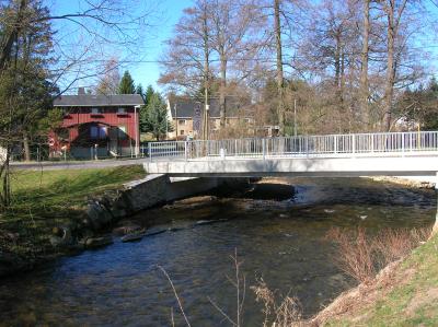 Neue Brücke an der Schmiedegasse (Bild vergrößern)