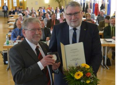 Vorschaubild zur Meldung: Verdienstmedaille des Landkreises Mittelsachsen: Heiner Stephan