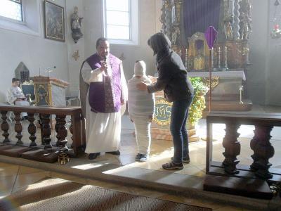 Foto zur Meldung: Zeichenpredigt zu Lazarus am Passionssonntag