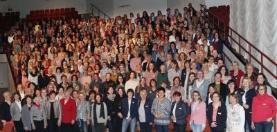 Gruppenfoto der Teilnehmerinnen der 24. Bundeskonferenz in Wolfsburg