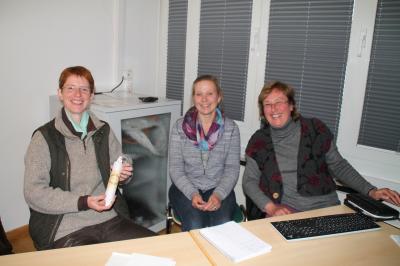 Von links: Referentin Marion Buley, Umweltberaterin Freia Klinkert-Reuschling und LPV-Geschäftsführerin Barbara Fiselius. (Bild vergrößern)