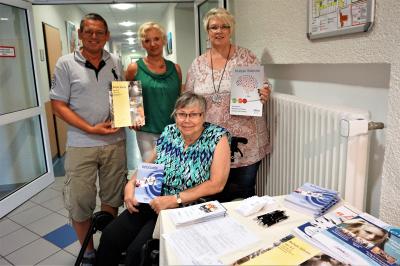 Foto zur Meldung: Am Welt-MS-Tag über Krankheit informiert - Mitglieder stellten im Krankenhaus Selters MS-Selbsthilfegruppe vor