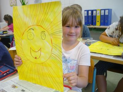 Foto zur Meldung: Klasse 1b: Komm, wir malen eine Sonne ...