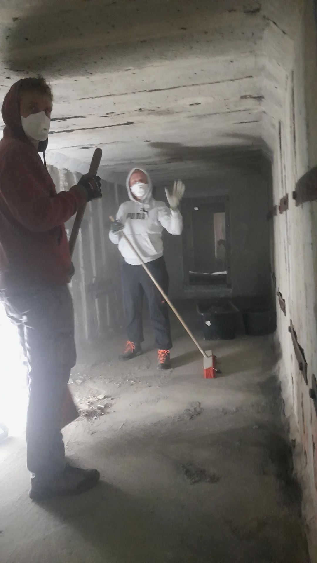 Bunker aufräumen - Fledermausquartier