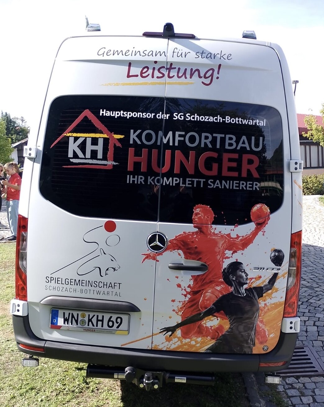Übergabe Bus 3