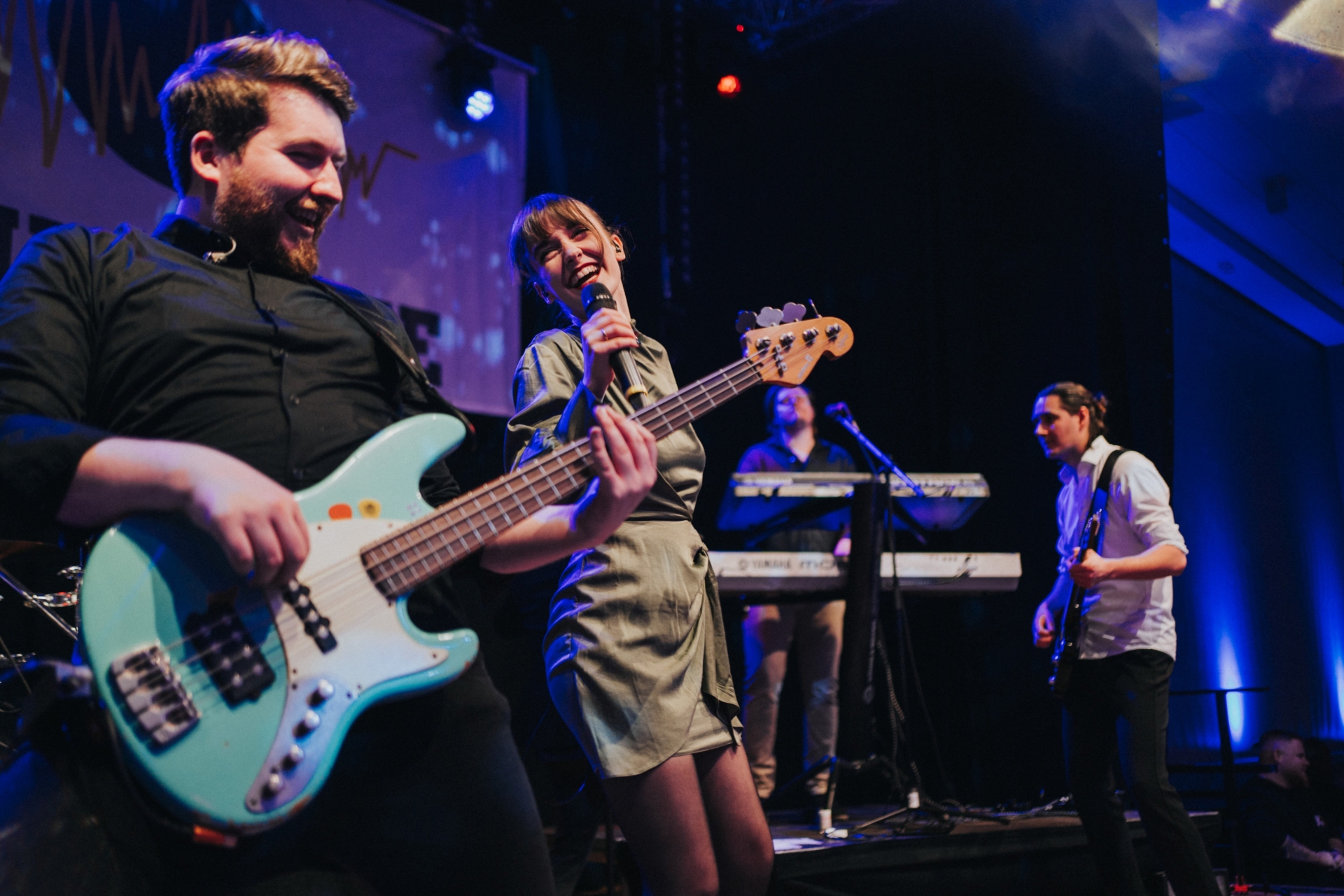 Die Liveband "STILLaLIVE" spielt am Samstagabend. Foto: Agentur