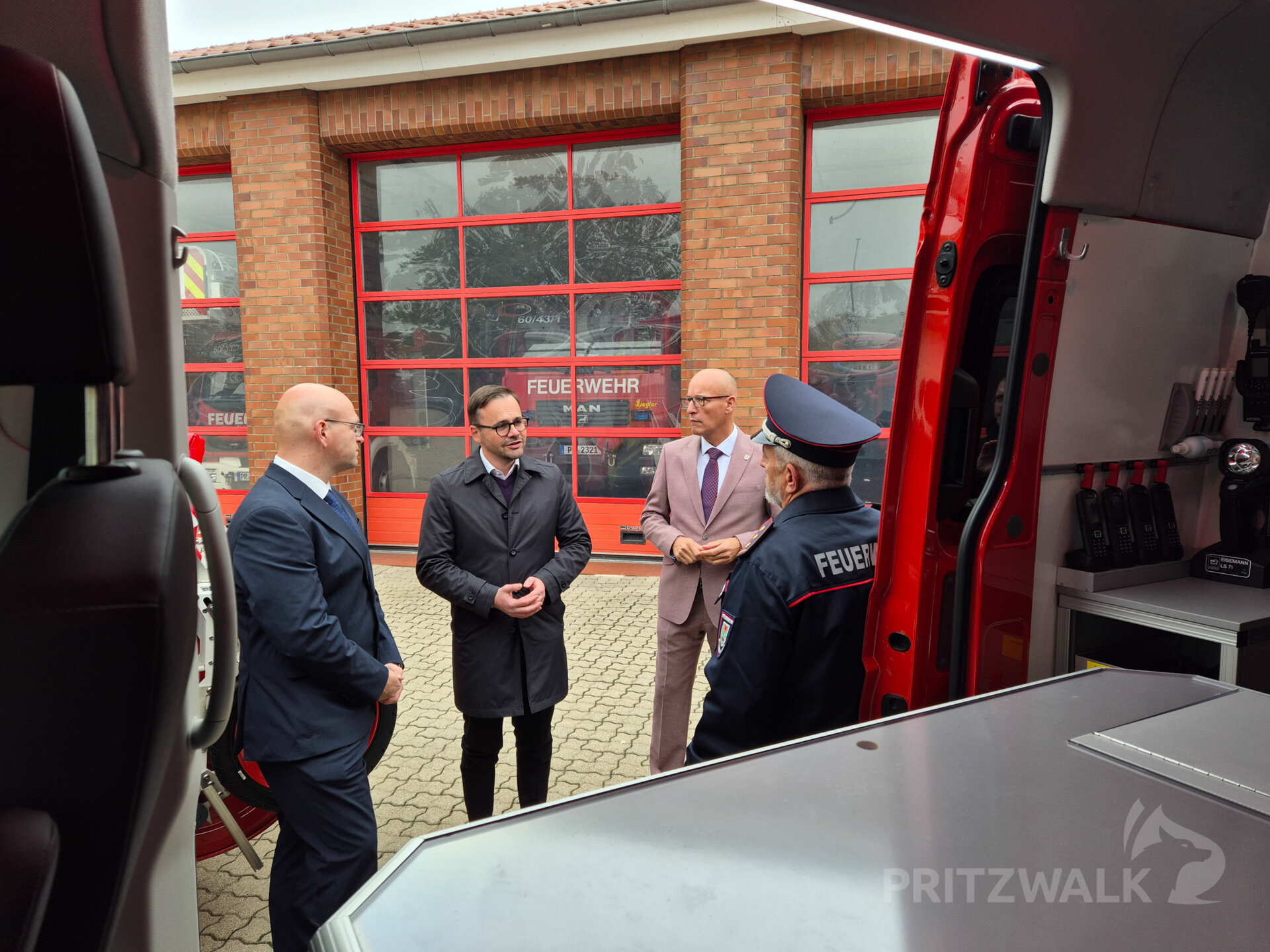Blick in den ELW 1, der über den Landkreis in Pritzwalk stationiert ist. Foto: Stadt Pritzwalk