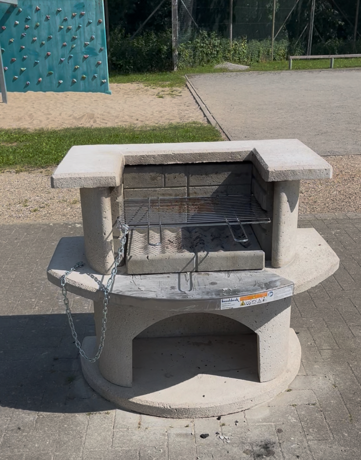 Neuer Grill
