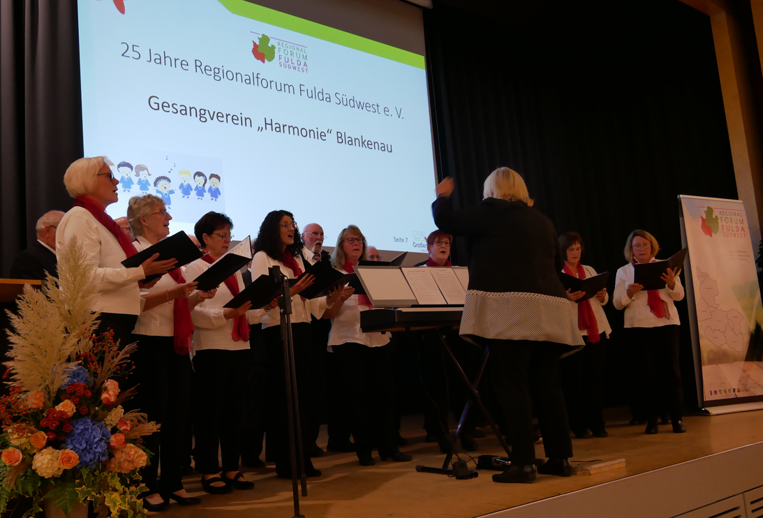 Gesangverein „Harmonie“ Blankenau unter der musikalischen Leitung von Margarita Bechler.