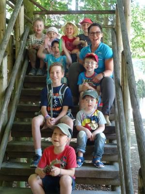 Foto zur Meldung: EISs-Kinder besuchen den Wildpark Poing
