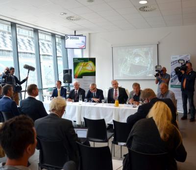 Großes Medieninteresse am Montag auf dem Lausitzring