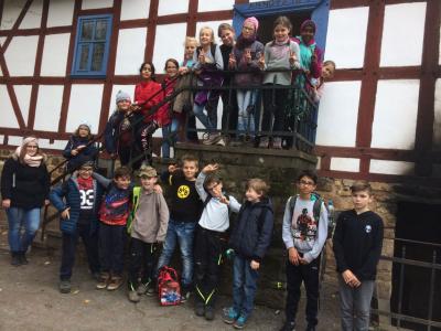 Foto zur Meldung: Projekttag der 4.Klasse der Graf Salentin Grundschule in Kommern