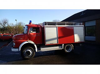 Unsere Feuerwehr: Versteigerung von- Daimler Benz TLF 8/18 - LAF 911 B Feuerwehrfahrzeug (Bild vergrößern)