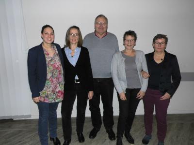 von links: Cosima Mähl, Kerstin Hansen-Drechsler, Harm Früchtenicht, Susanne Pagel, Maria Meiners-Gefken (Bild vergrößern)