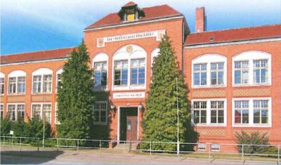 Foto: Dr. Hennies | Schulgebäude Wilsnacker Straße