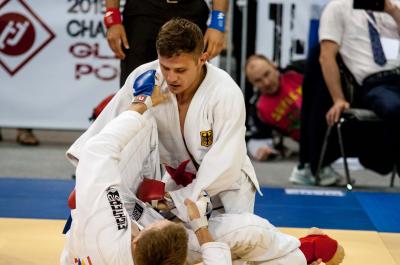 Foto zur Meldung: Jaschar Salmanow holt 2 mal Bronze bei der Ju-Jitsu EM nach Sachsen-Anhalt