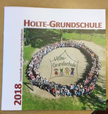 Foto zur Meldung: Schulfest "50 Jahre Holte-Grundschule - miteinander stark!"
