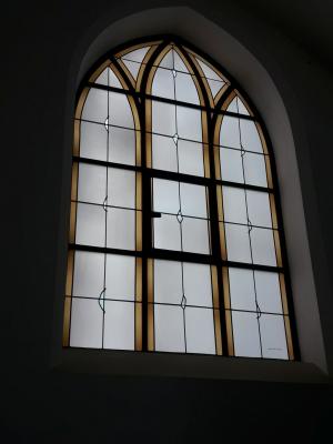 Buntglasfenster Mitteljoch links, Entwurf: Hubert Spierling