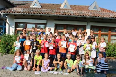 Foto zur Meldung: Die Grundschule ehrte die besten Sportler – 6 Schulbeste ausgezeichnet