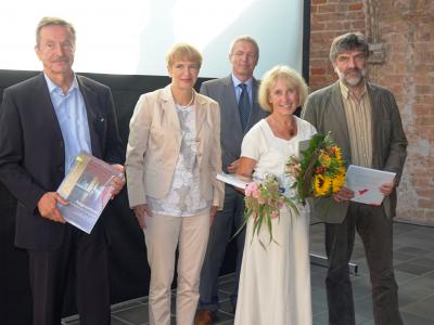 Förderkreis Alte Kirchen der Luckauer Niederlausitz erhält Denkmalpflegepreis (Bild vergrößern)