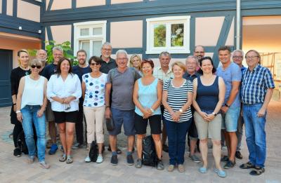 Stadt Perleberg, 2018 | Gruppenbild mit den Gästen zum Sommertreffen der Regionalgruppe Nordwest in Perleberg