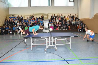 Foto zur Meldung: 360°-Volleyball und Ping-Pong mit Köpfchen an der Heinrich-Heine-Gesamtschule in Aachen