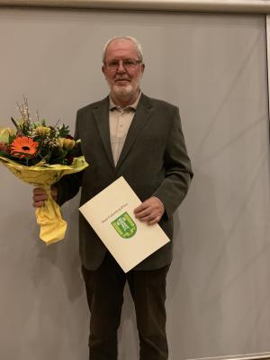 Meldung: Vereinsvorsitzender Eckhard Bordihn vom Bürgermeister ausgezeichnet