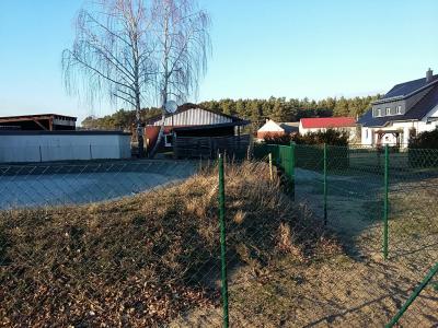 Neuer Zaun für den Löschteich in Trebbinchen (Bild vergrößern)
