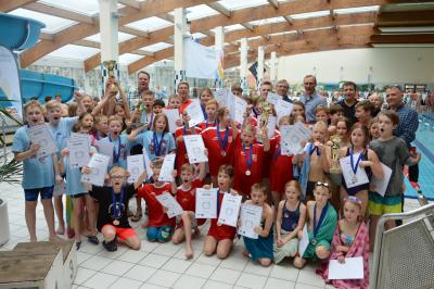 Die Teilnehmer der Grundschulen von Wittenberge bei der Siegerehrung I Foto: Martin Ferch (Bild vergrößern)