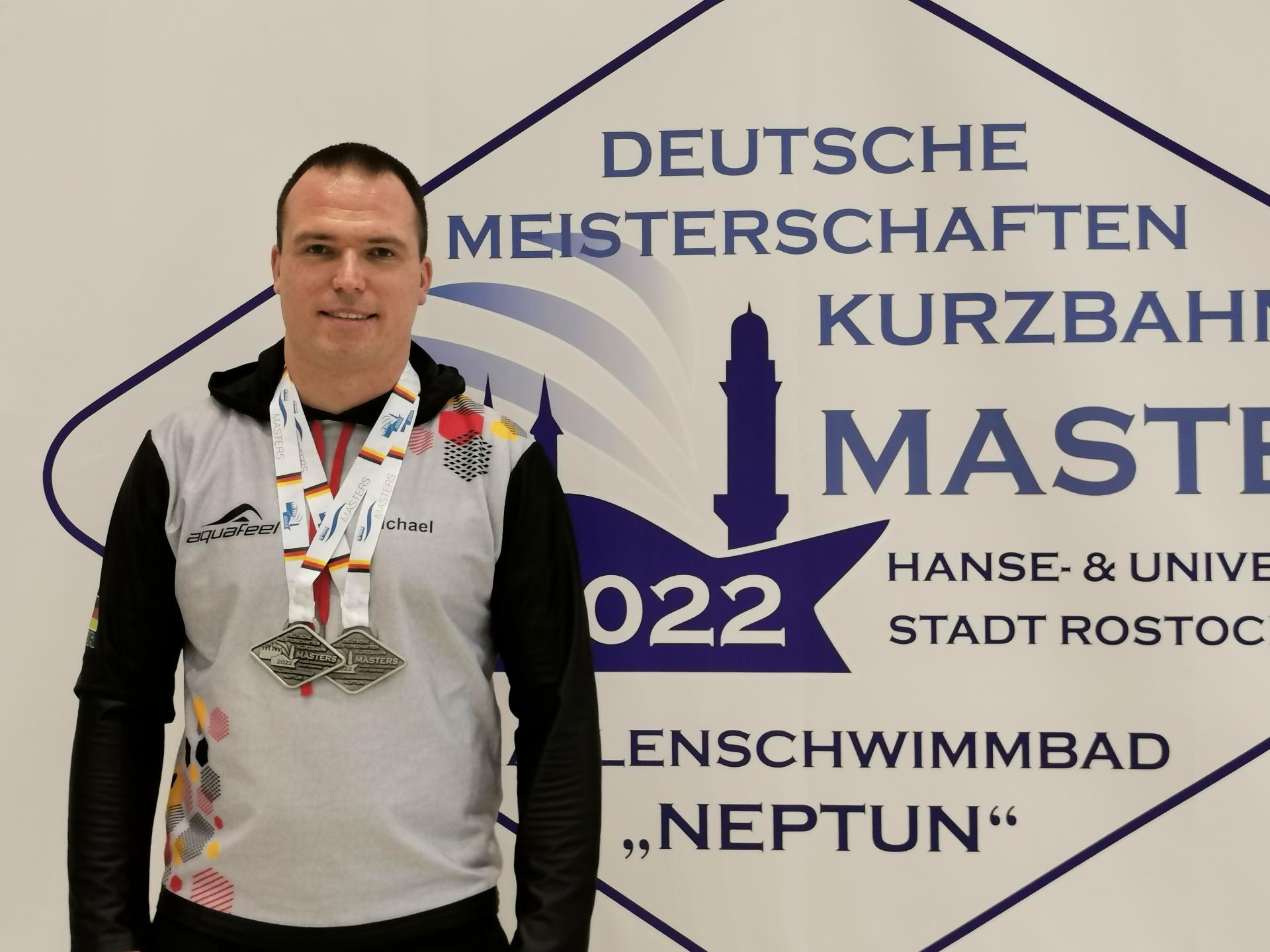 Michael Ritter nach den Siegerehrungen über 50m Brust und 100m Brust in der Rostocker Neptunschwimmhalle