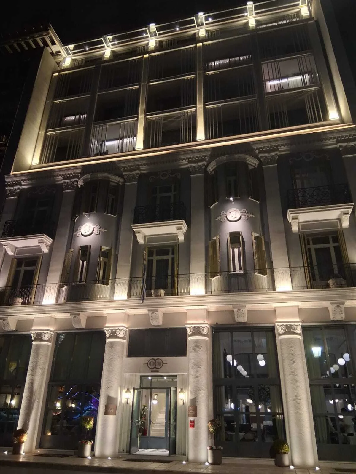 Hotel On-Residence bei Nacht