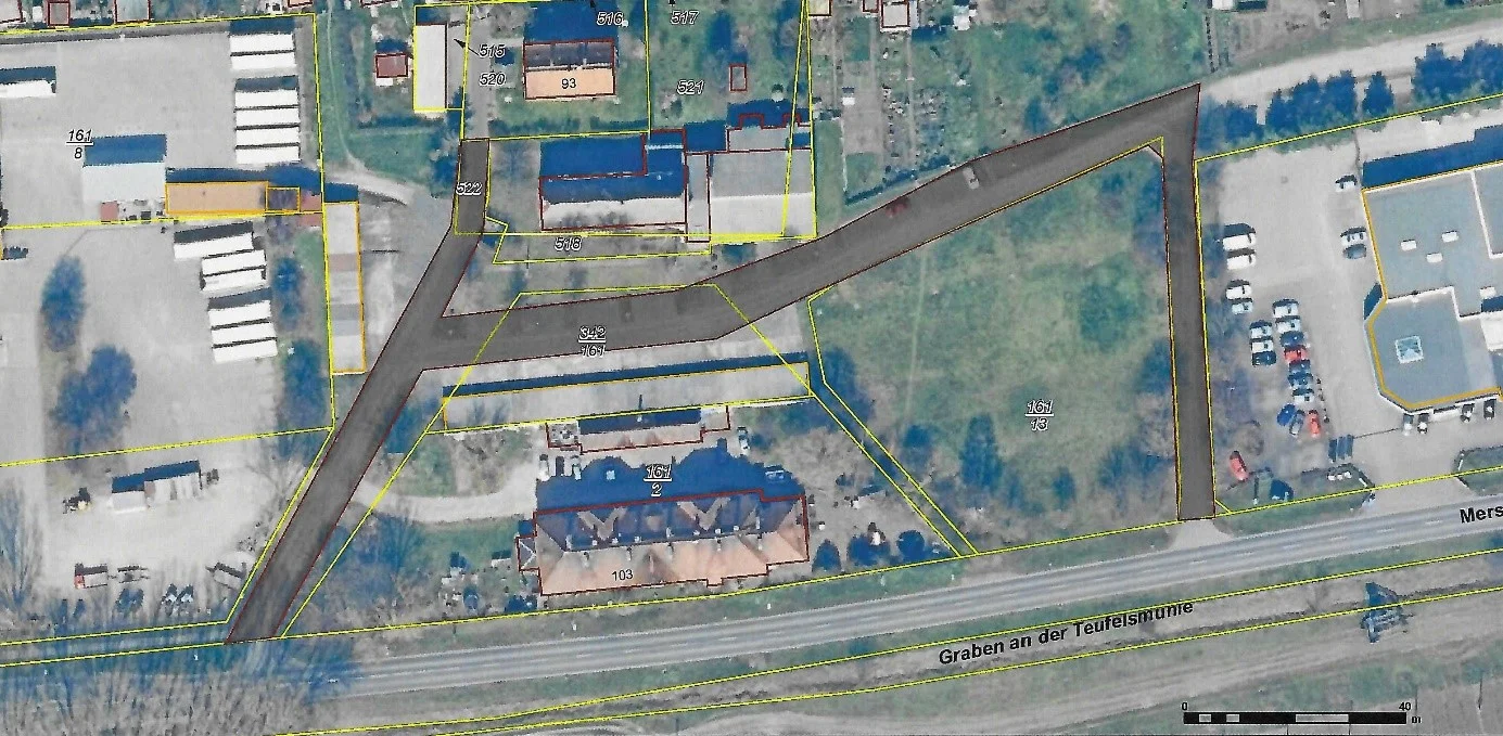 Markiert die zukünftige Straße „An der Eselswiese“