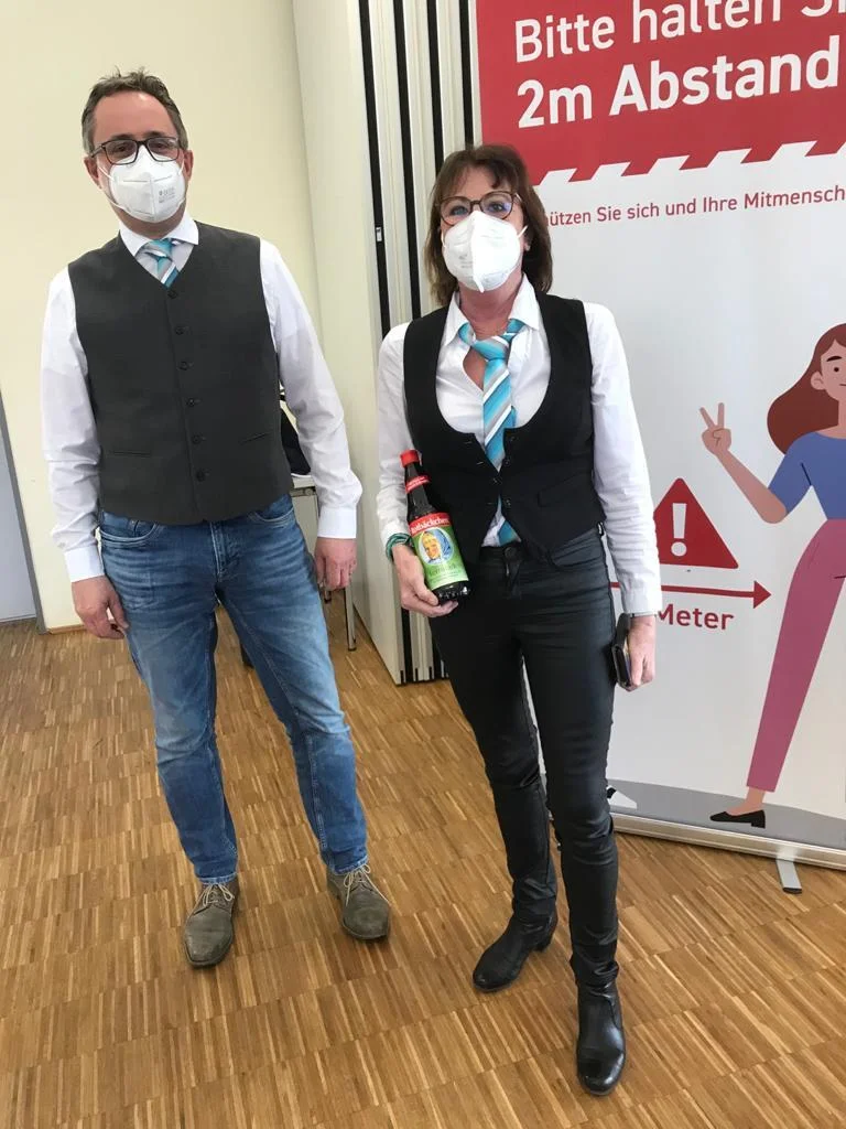 IHK-Zwischenprüfungen am BKO Markus Grimm und Liz Brockmeyer-Schmitt sorgten für einen ordentlichen Prüfungsablauf - und gute Laune!