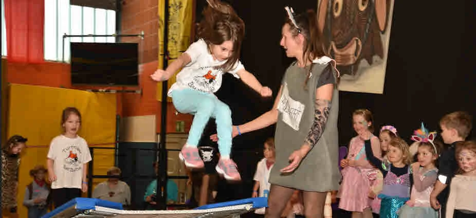 kinderball_turntiger_quer