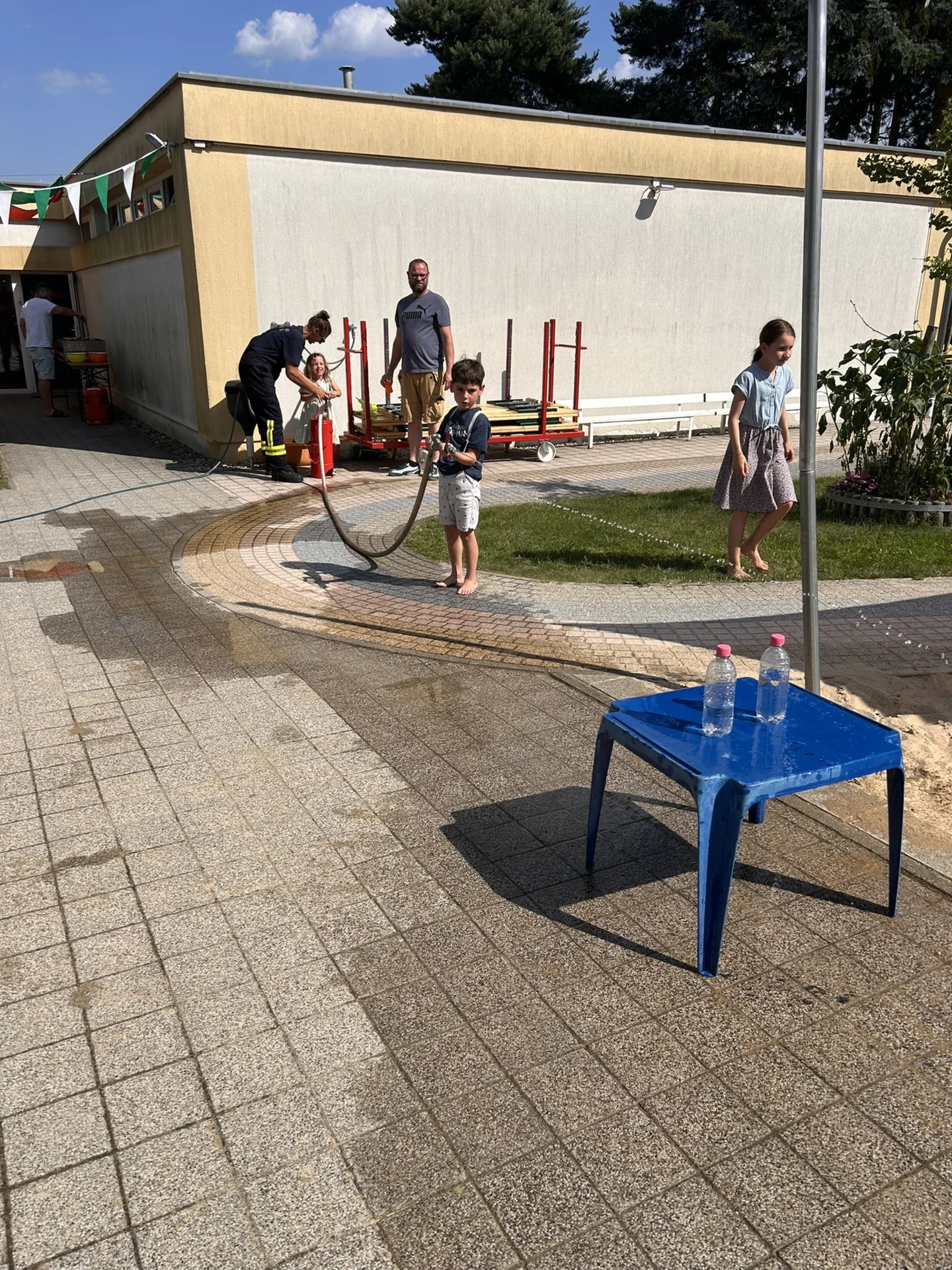 Wasserflaschen umspritzen