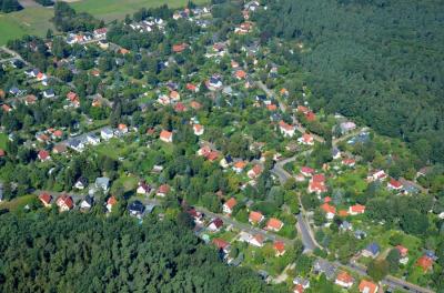 Unser Bild zeigt das Wohngebiet Waldheim von oben.