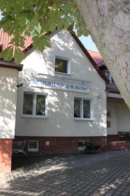 Unser Bild zeigt das Kulturhaus "Johannes R. Becher".