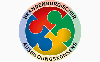 Der Brandenburgische Ausbildungspreis steht unter der Schirmherrschaft von Ministerpräsident Dietmar Woidke und ist eine Initiative des Brandenburgischen Ausbildungskonsenses