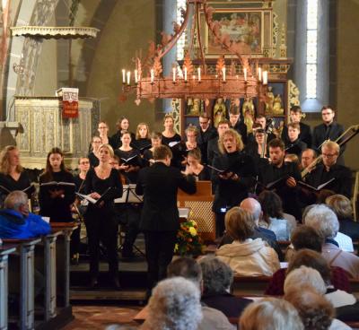 Junge Musiker aus ganz Deutschland fanden sich im Vorjahr zu einem mit Begeisterung aufgenommenen Konzert in der Kirche Klettwitz zusammen.