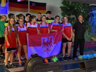 Kegeln: Elbe-Elster Auswahl U18 weiblich mit Kegelerinnen unseres Vereins sind Deutscher Meister