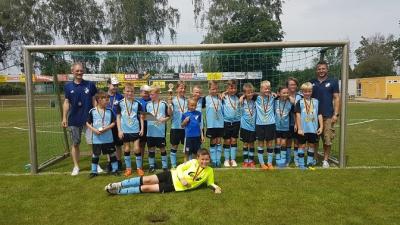 Unsere Sieger - die E-Junioren des FC Schradenland (Bild vergrößern)