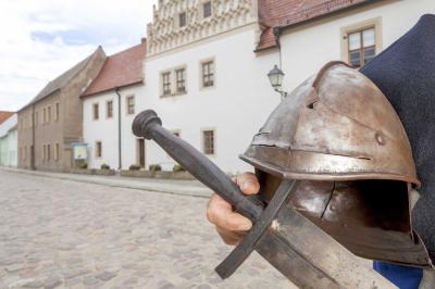 Schatzsucher, Turmbesteiger, Schlossgeister und Ladengehilfen gesucht! (Bild vergr&ouml;&szlig;ern)