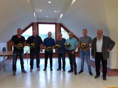 Von links: Kai Hübner , Alexander Meng , Fabian Herold ,Wolfgang Weber , Hans-Joachim Herold und Kevin Leise (Bild vergrößern)